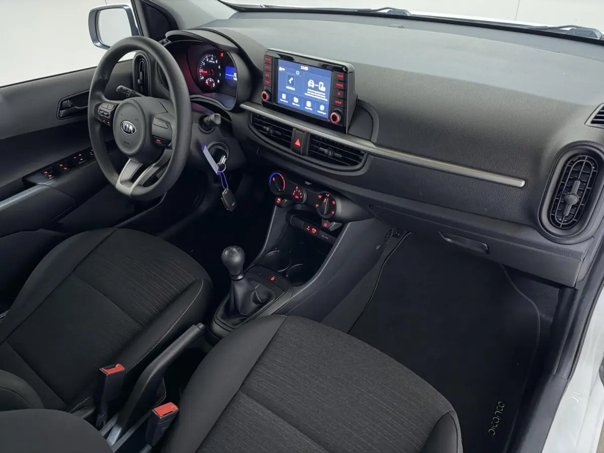 1.0 MPi ComfortPlusLine Carplay Camera CC AC