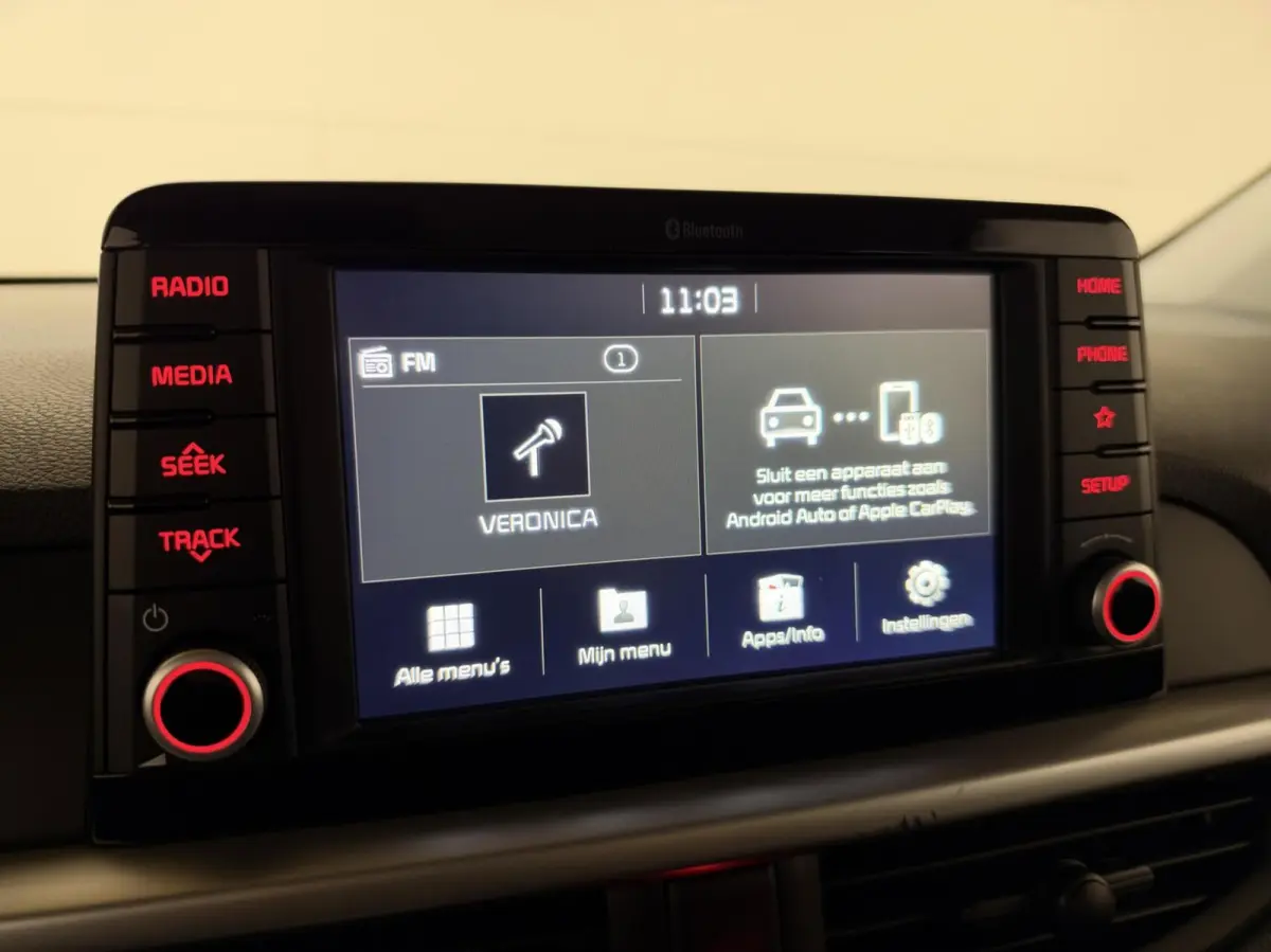 1.0 MPi ComfortPlusLine Carplay Camera CC AC