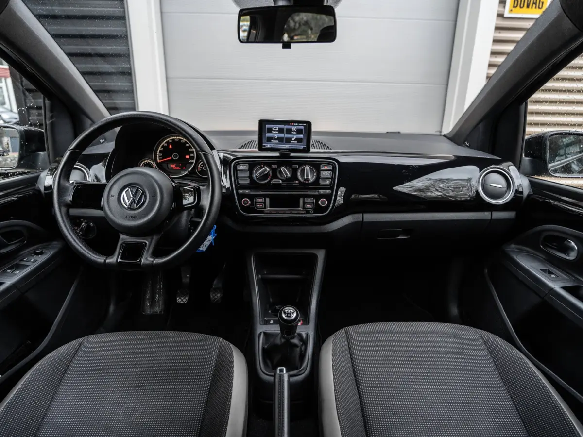 Up! 1.0 high up! BlueMotion Navi/Pdc