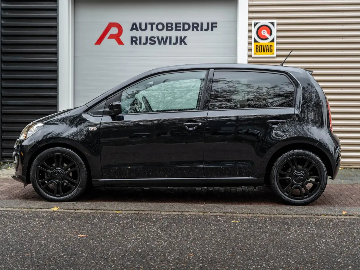 Up! 1.0 high up! BlueMotion Navi/Pdc