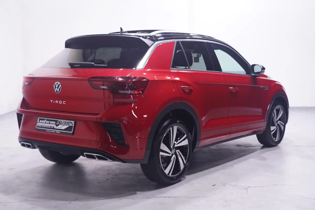1.5 TSI 150 pk R Line Aut. Two Tone Rood/Zwart, Panodak, LED Koplampen, Camera, Adapt. Cruise, 18" LMV