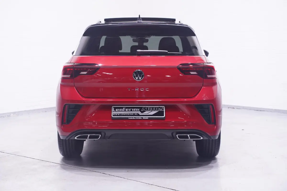 1.5 TSI 150 pk R Line Aut. Two Tone Rood/Zwart, Panodak, LED Koplampen, Camera, Adapt. Cruise, 18" LMV