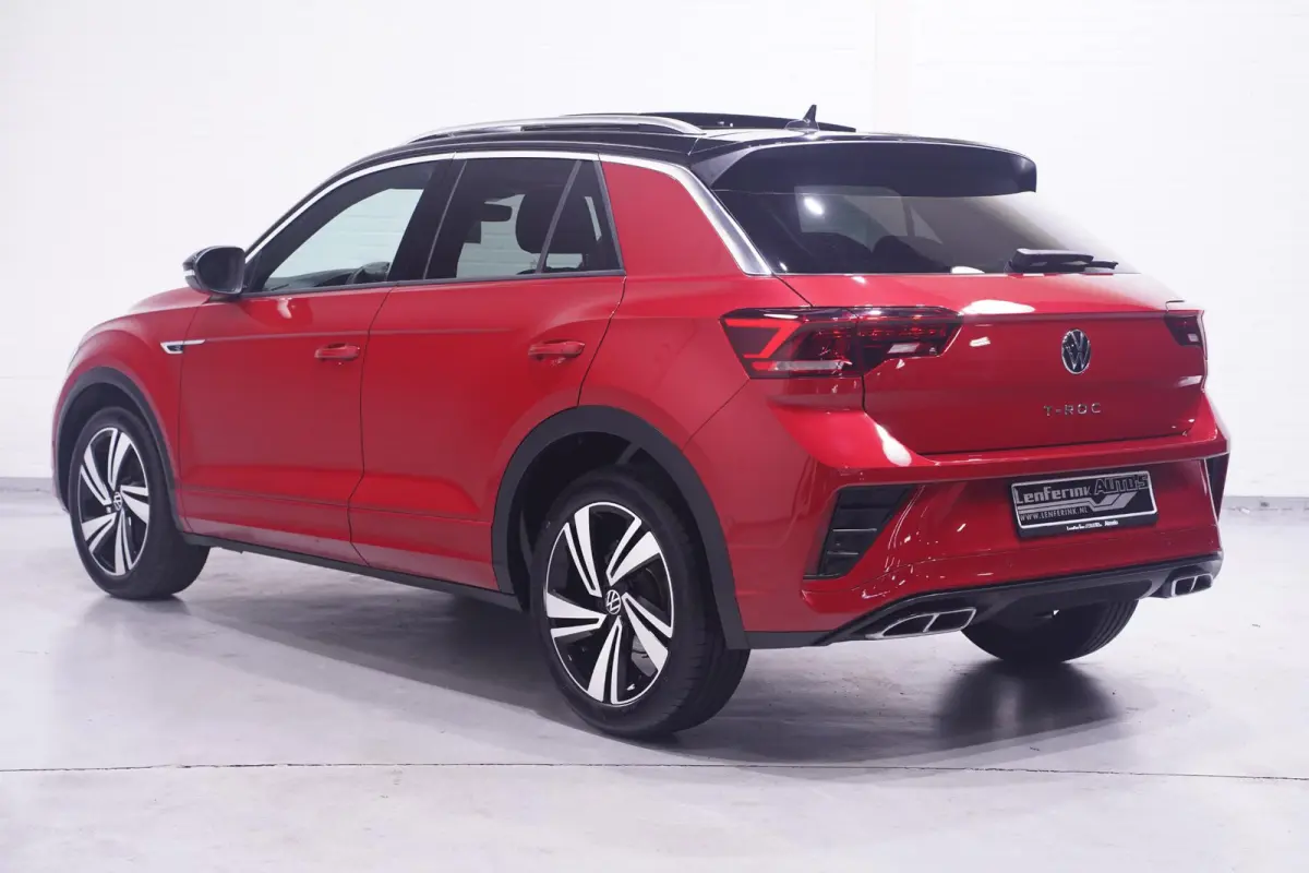 1.5 TSI 150 pk R Line Aut. Two Tone Rood/Zwart, Panodak, LED Koplampen, Camera, Adapt. Cruise, 18" LMV