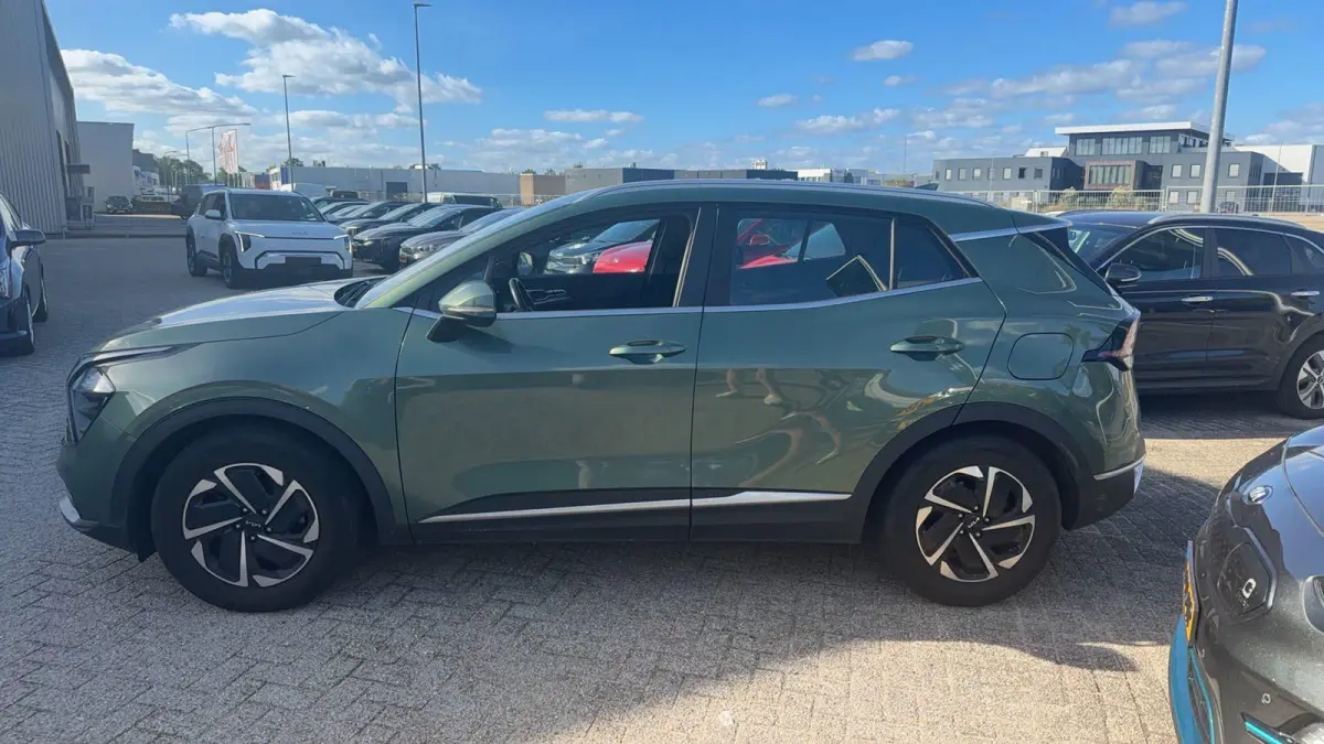 1.6 T-GDi MHEV DynamicLine | Net binnen, Foto's volgen | Navi | Clima | Cruise | Carplay |
