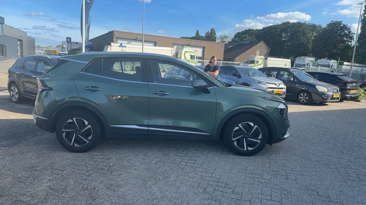 1.6 T-GDi MHEV DynamicLine | Net binnen, Foto's volgen | Navi | Clima | Cruise | Carplay |