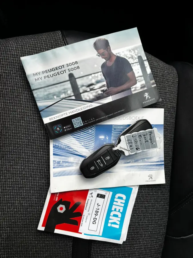 1.2 PureTech Blue Lease Premium Avantage KEYLESS|CARPLAY|LEDER|CAMERA|NAVI