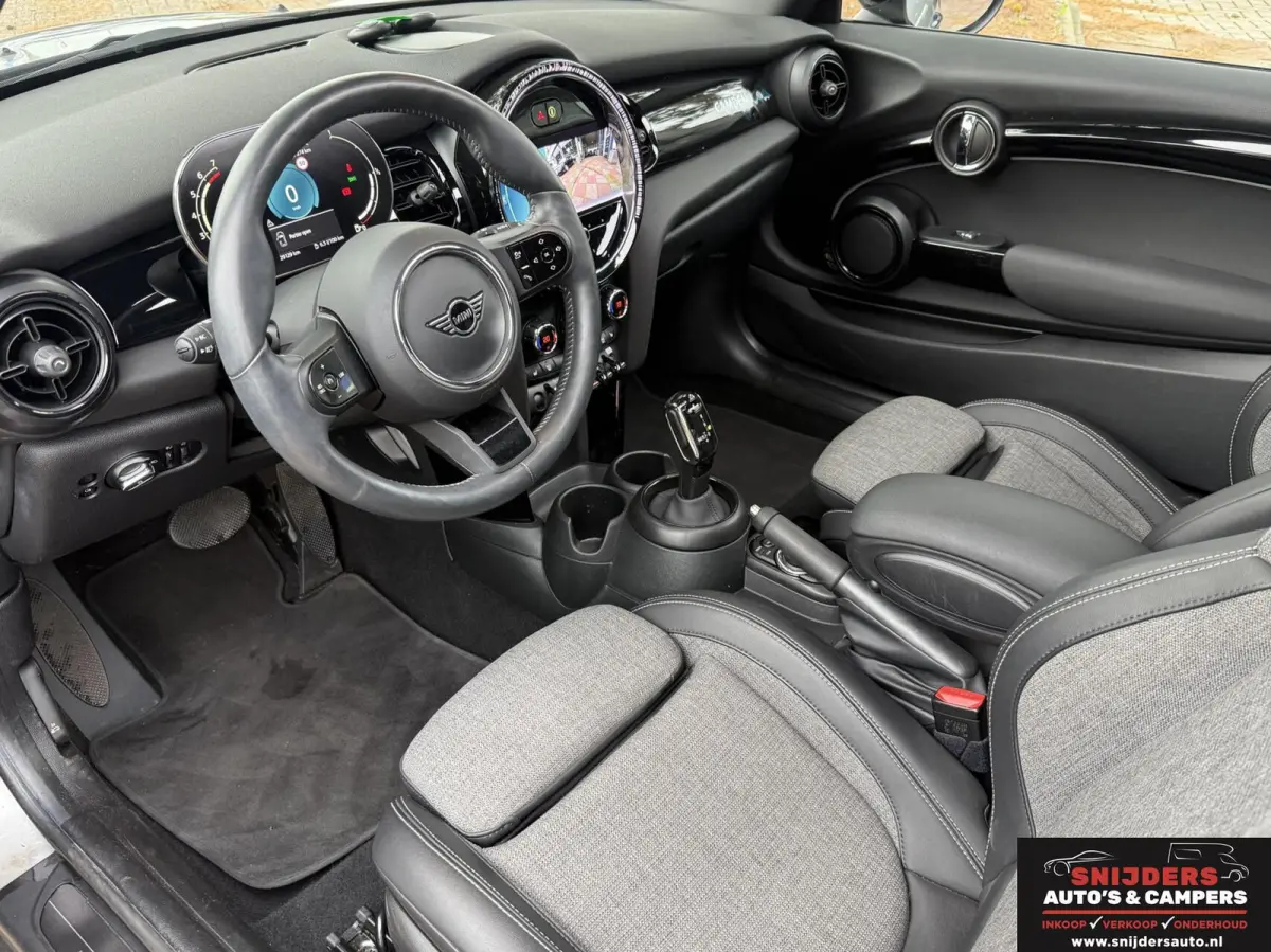 1.5 Cooper Camden Plus Edition