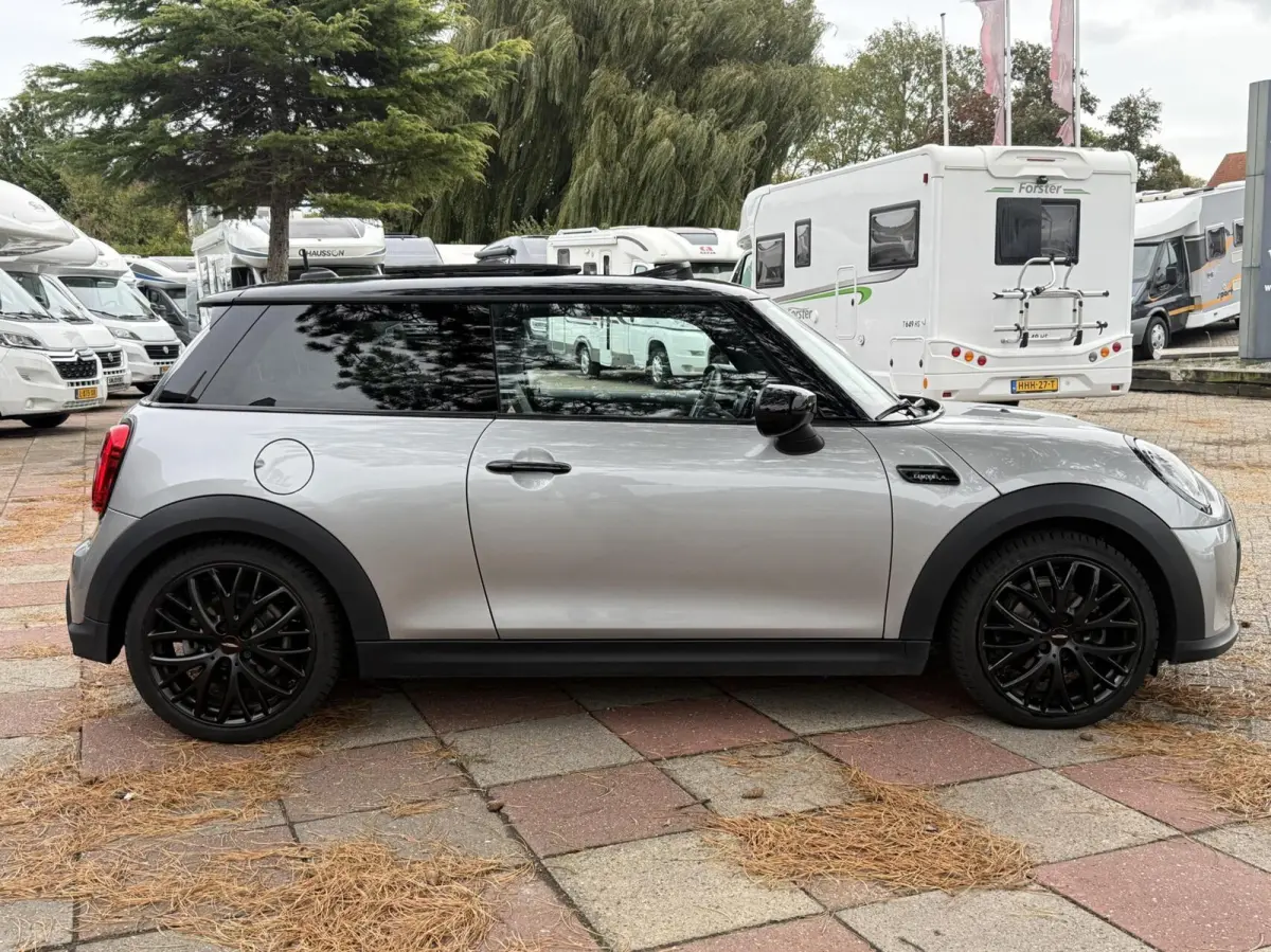 1.5 Cooper Camden Plus Edition