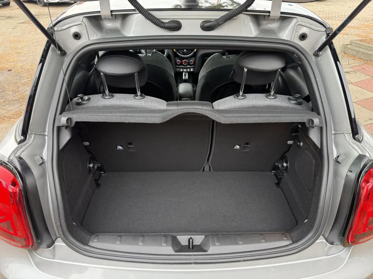 1.5 Cooper Camden Plus Edition