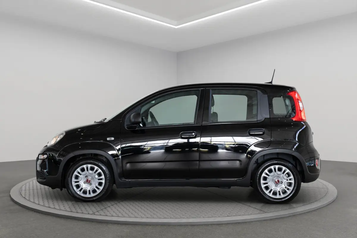 1.0 Hybrid | Climate Controle | Parkeersensoren | Apple Carplay & Android Auto | Bestuurderstoel in hoogte verstelbaar |