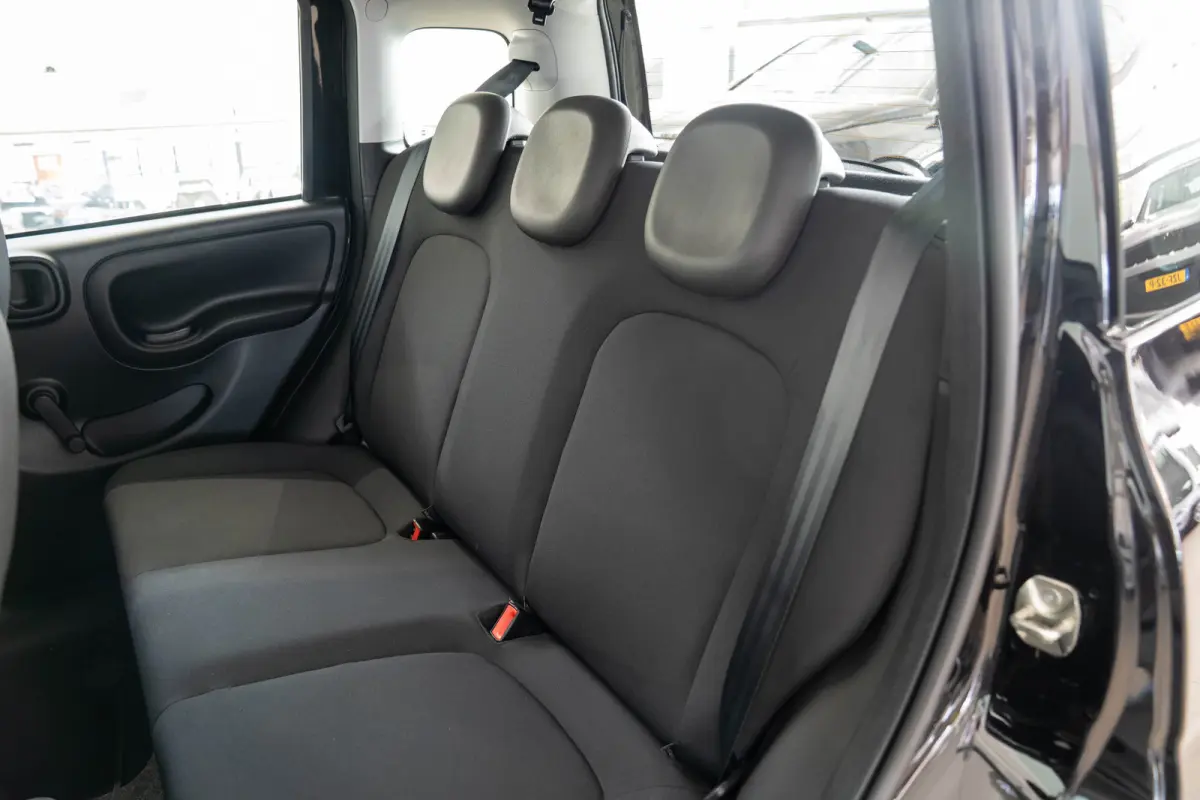 1.0 Hybrid | Climate Controle | Parkeersensoren | Apple Carplay & Android Auto | Bestuurderstoel in hoogte verstelbaar |