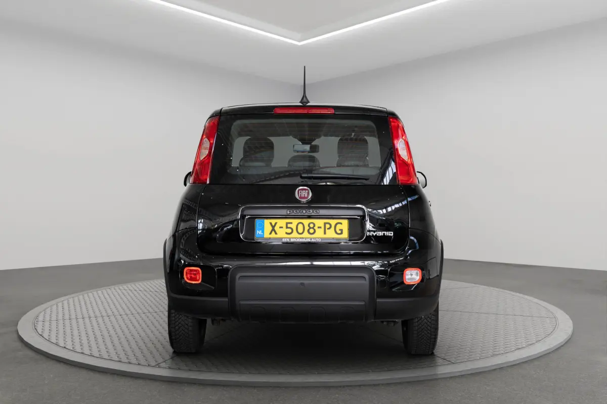 1.0 Hybrid | Climate Controle | Parkeersensoren | Apple Carplay & Android Auto | Bestuurderstoel in hoogte verstelbaar |
