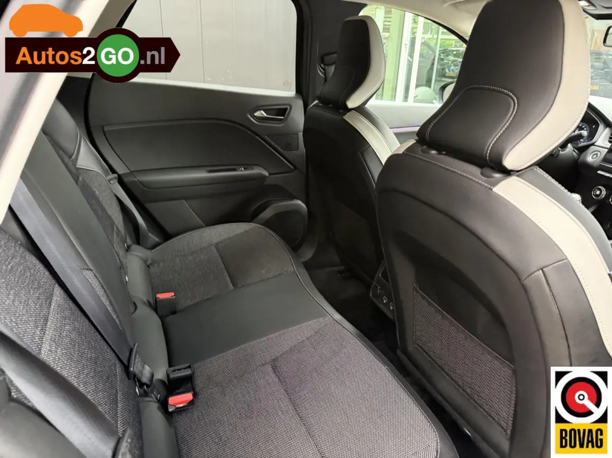 1.0 TCe 90 evolution I Camera I parkeersensoren I Navi I Apple carplay Android auto I trekhaak I rijklaar I