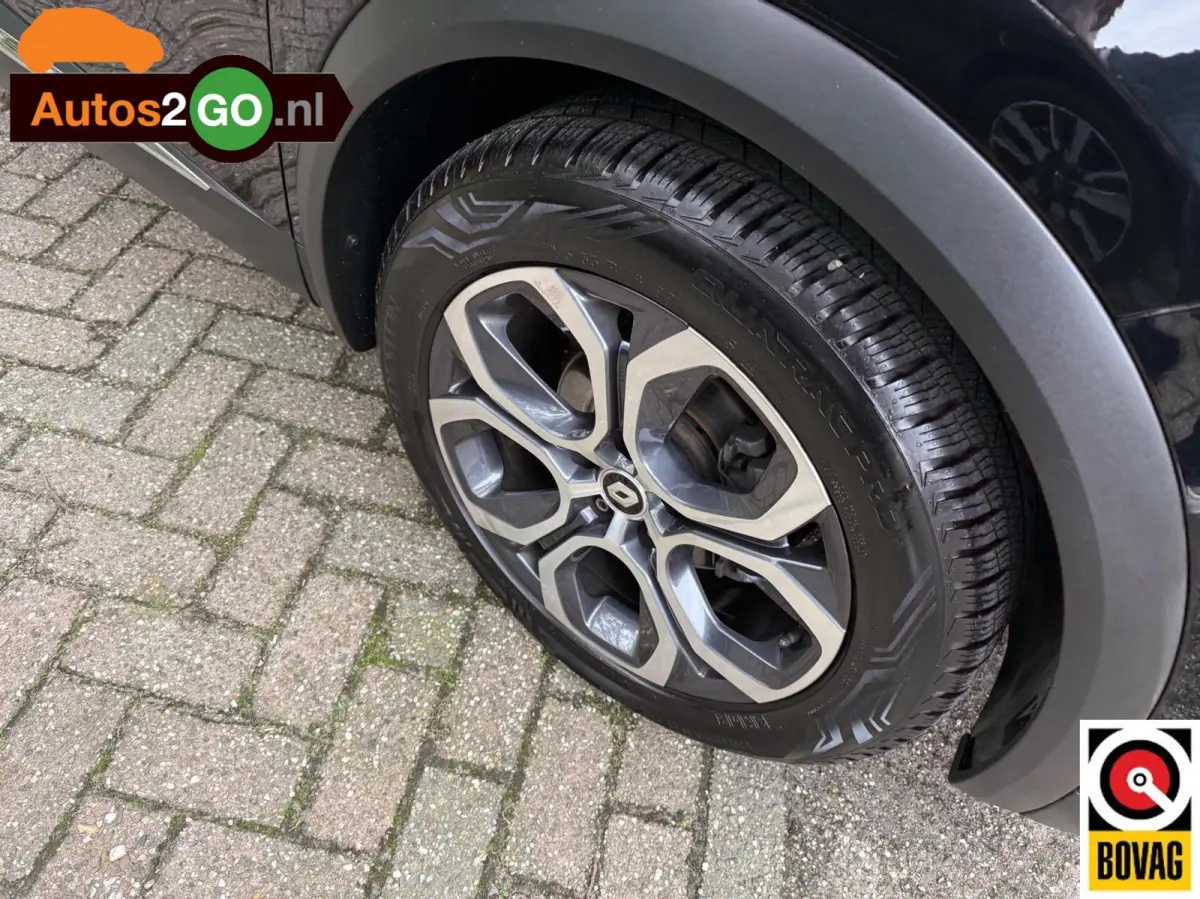 1.0 TCe 90 evolution I Camera I parkeersensoren I Navi I Apple carplay Android auto I trekhaak I rijklaar I