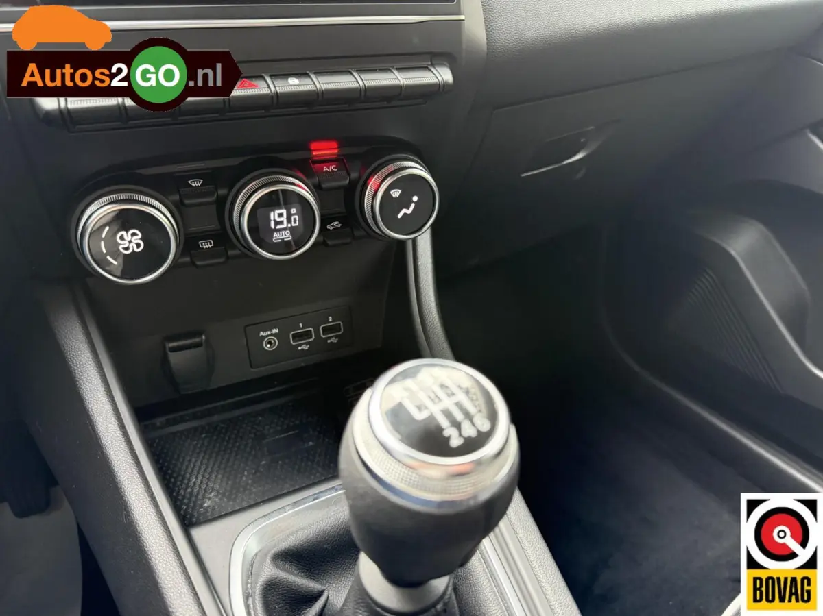 1.0 TCe 90 evolution I Camera I parkeersensoren I Navi I Apple carplay Android auto I trekhaak I rijklaar I