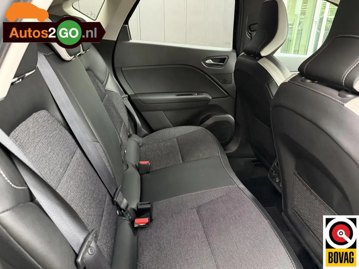 1.0 TCe 90 evolution I Camera I parkeersensoren I Navi I Apple carplay Android auto I trekhaak I rijklaar I