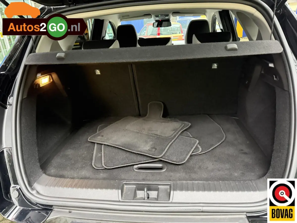 1.0 TCe 90 evolution I Camera I parkeersensoren I Navi I Apple carplay Android auto I trekhaak I rijklaar I