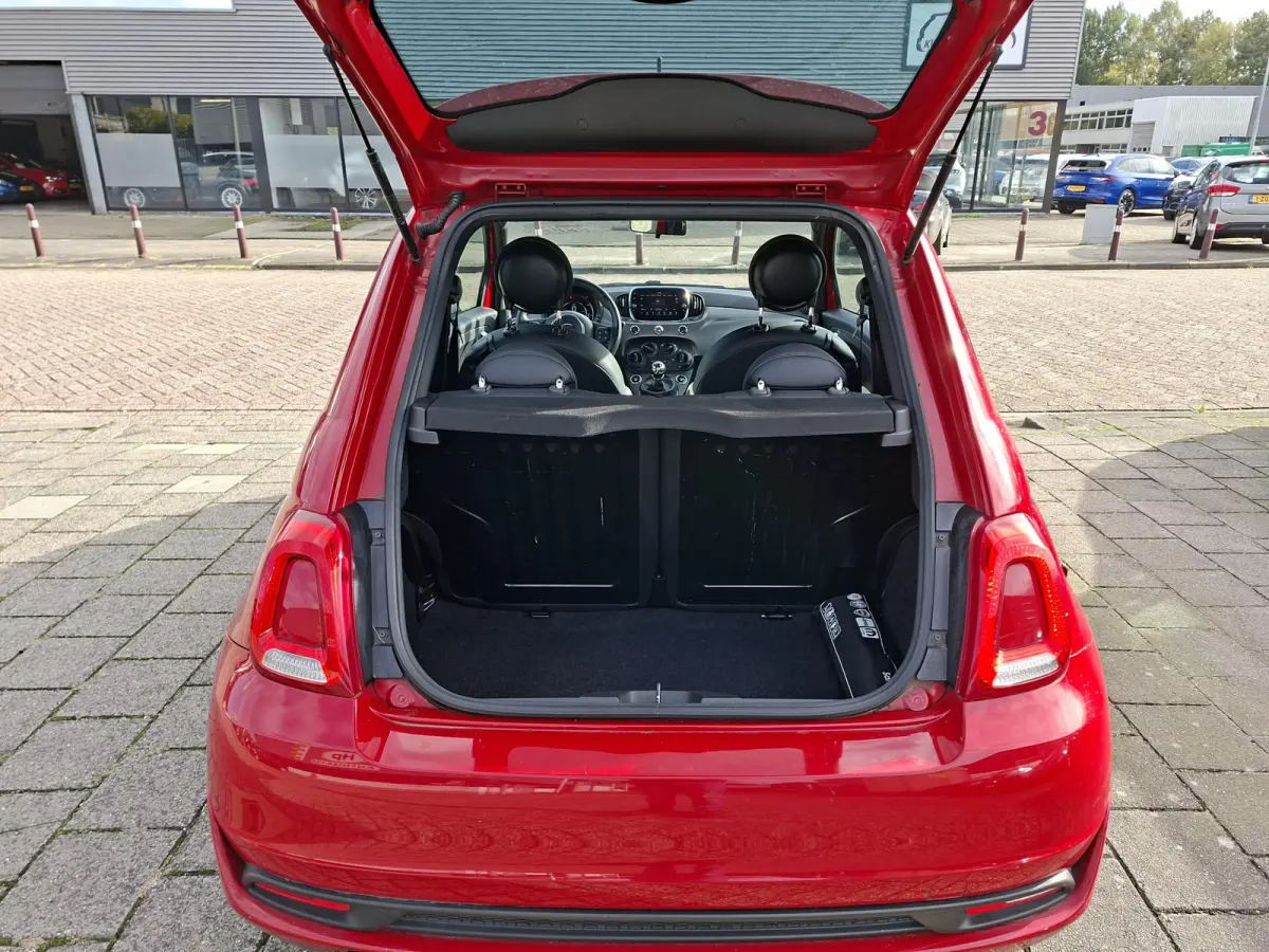 0.9 TwinAir Turbo Sport Navigatie/Bluetooth/Sportvelgen 16''/Airco/NAP/Privacy glas