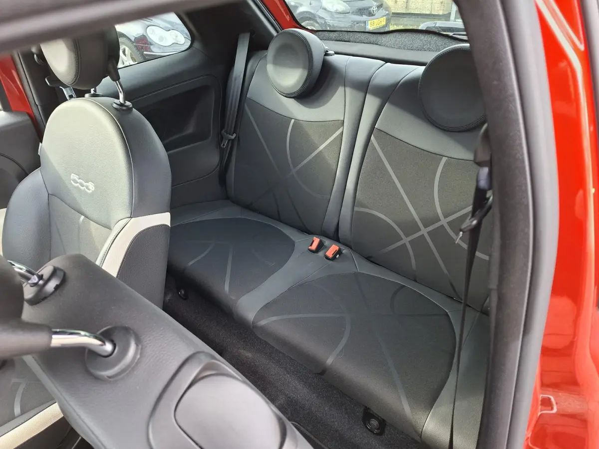 0.9 TwinAir Turbo Sport Navigatie/Bluetooth/Sportvelgen 16''/Airco/NAP/Privacy glas