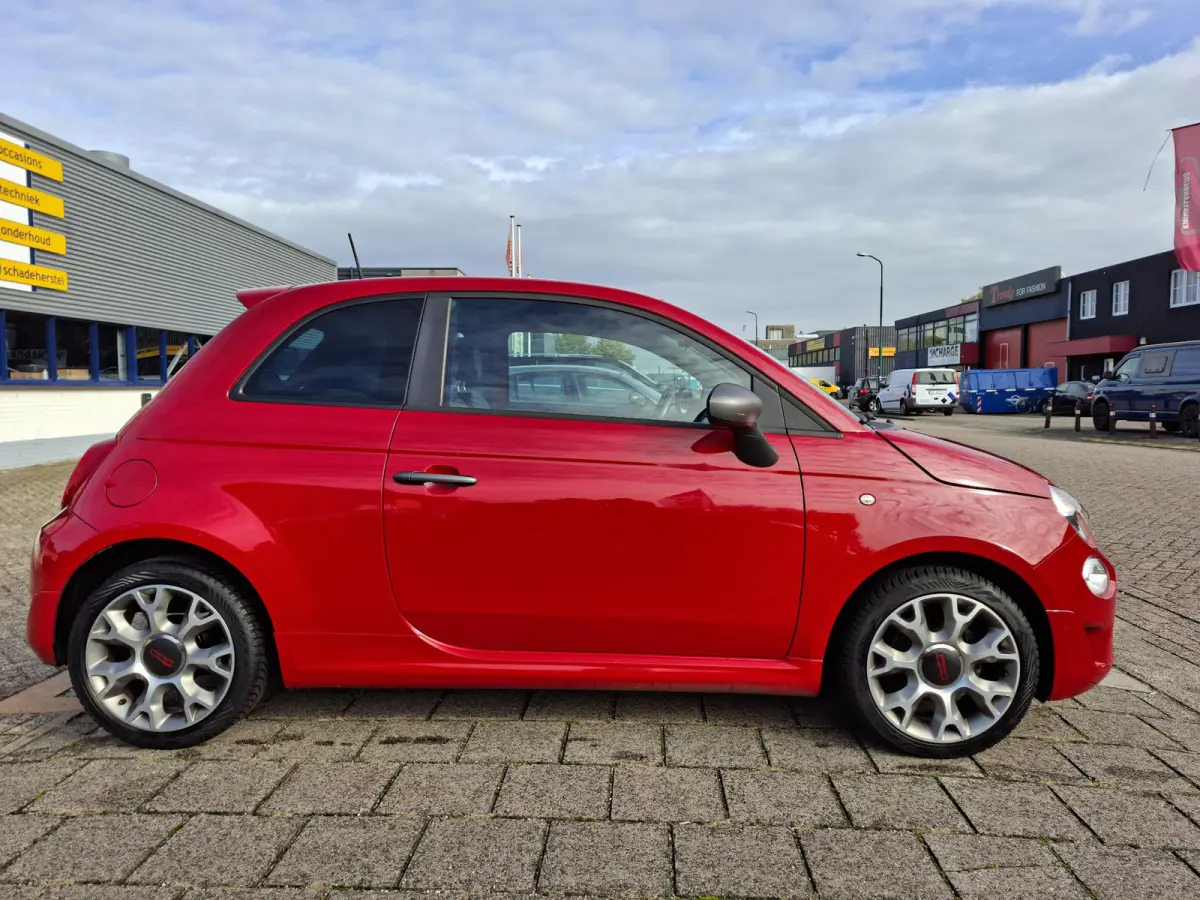0.9 TwinAir Turbo Sport Navigatie/Bluetooth/Sportvelgen 16''/Airco/NAP/Privacy glas