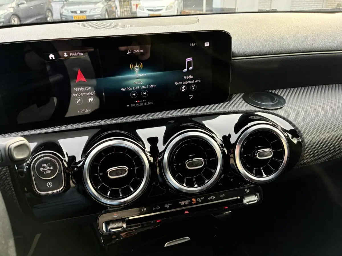 180 Auto Carplay Led 2020 Eerste Eigenaar Nl auto Cruise Control Camera Pdc Navigatie Vol Opties Nieuw Model
