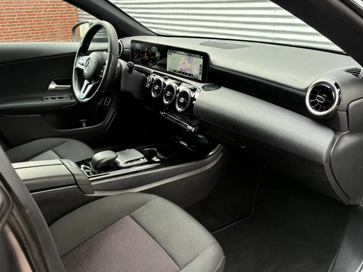 180 Auto Carplay Led 2020 Eerste Eigenaar Nl auto Cruise Control Camera Pdc Navigatie Vol Opties Nieuw Model