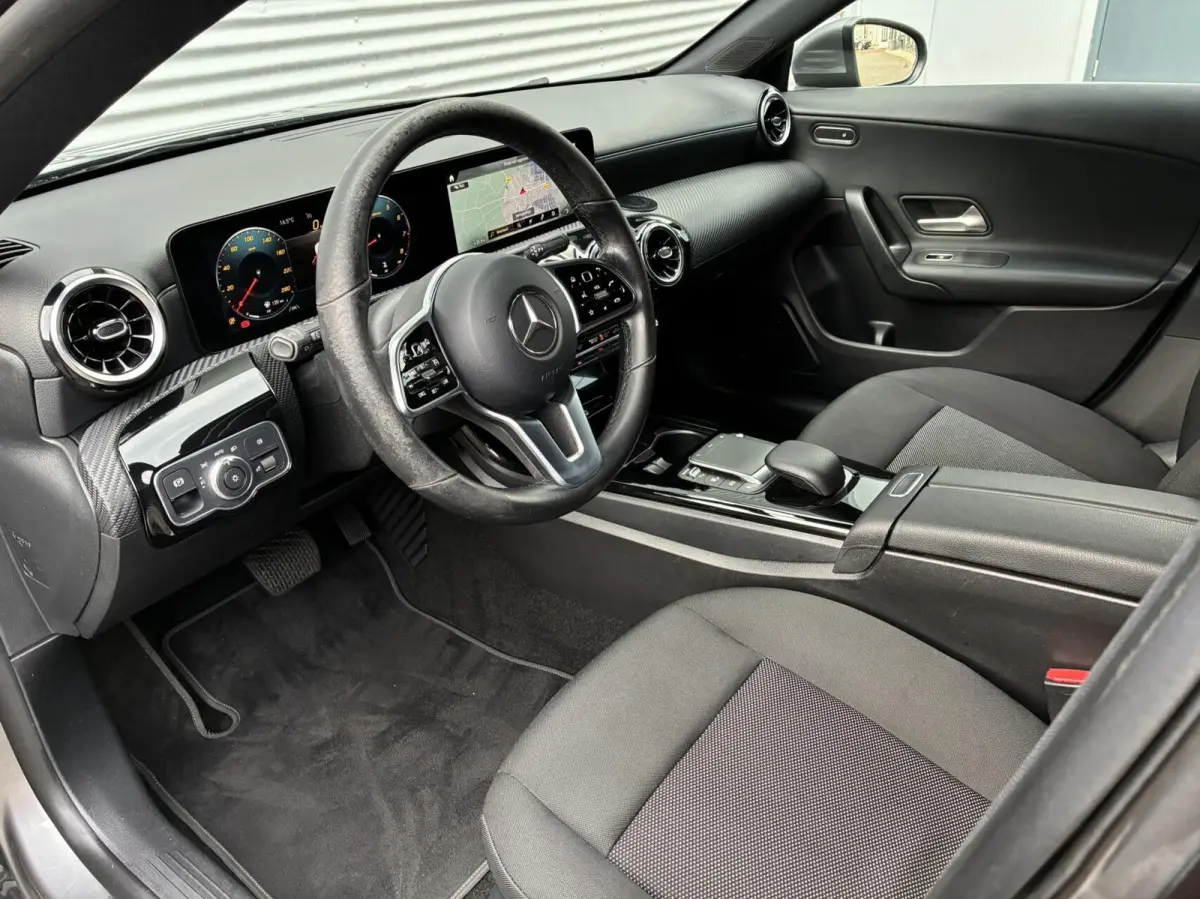 180 Auto Carplay Led 2020 Eerste Eigenaar Nl auto Cruise Control Camera Pdc Navigatie Vol Opties Nieuw Model