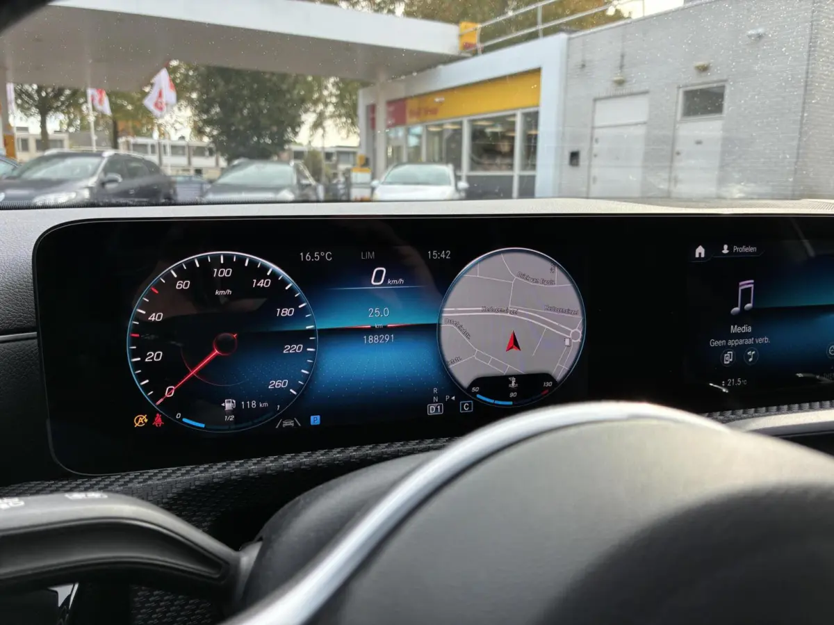 180 Auto Carplay Led 2020 Eerste Eigenaar Nl auto Cruise Control Camera Pdc Navigatie Vol Opties Nieuw Model
