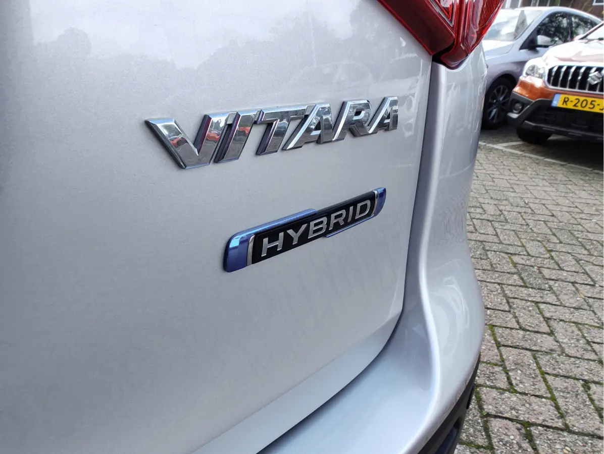 1.5 HYBRID STYLE AUTOMAAT Keyless | Dodehoeksensoren | Navi | Adaptive Cruise