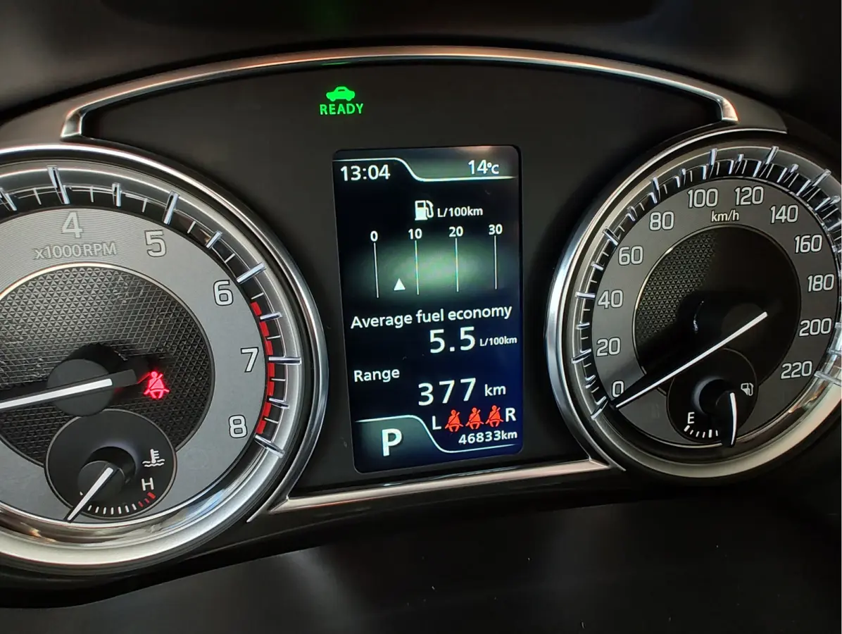 1.5 HYBRID STYLE AUTOMAAT Keyless | Dodehoeksensoren | Navi | Adaptive Cruise