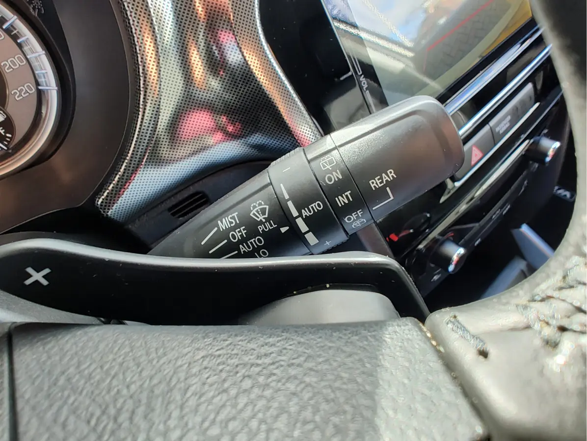 1.5 HYBRID STYLE AUTOMAAT Keyless | Dodehoeksensoren | Navi | Adaptive Cruise