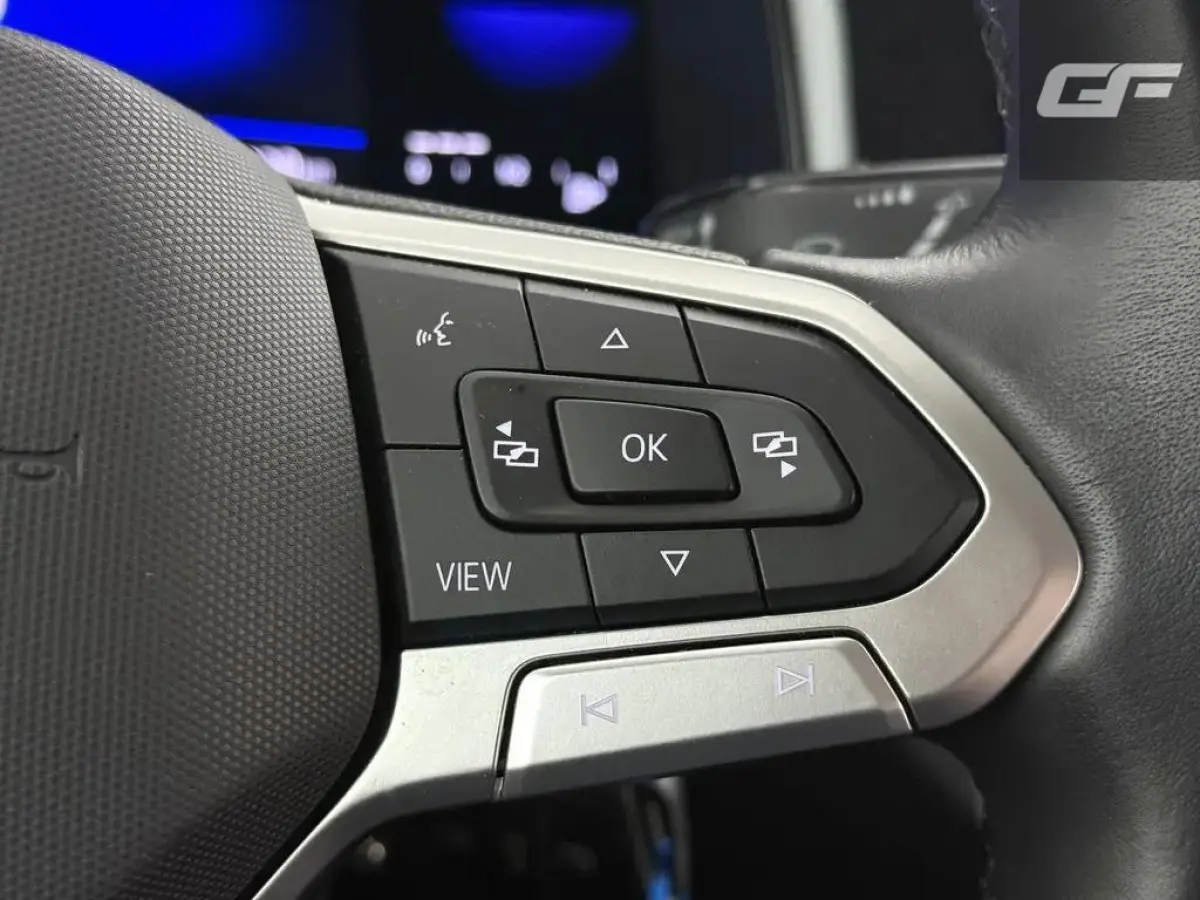 1.0 TSI Life Virtual CarPlay Camera NAP