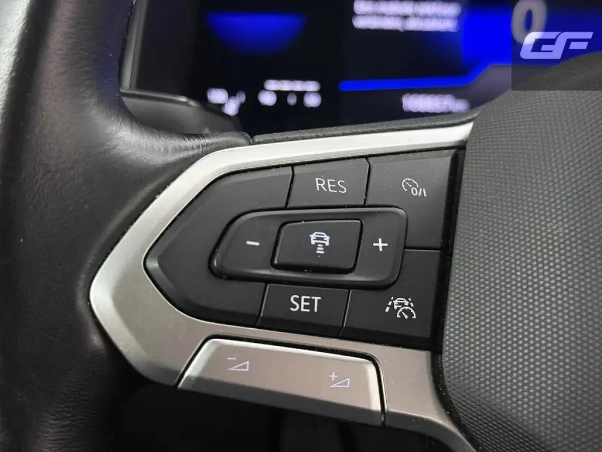 1.0 TSI Life Virtual CarPlay Camera NAP