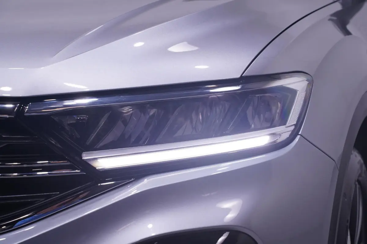 1.5 TSI 150 pk R Line Ext/Int. DSG Aut. Camera Apple Carplay, 18" LMV, LED Koplampen, Parkeerhulp, Adapt. Cruise