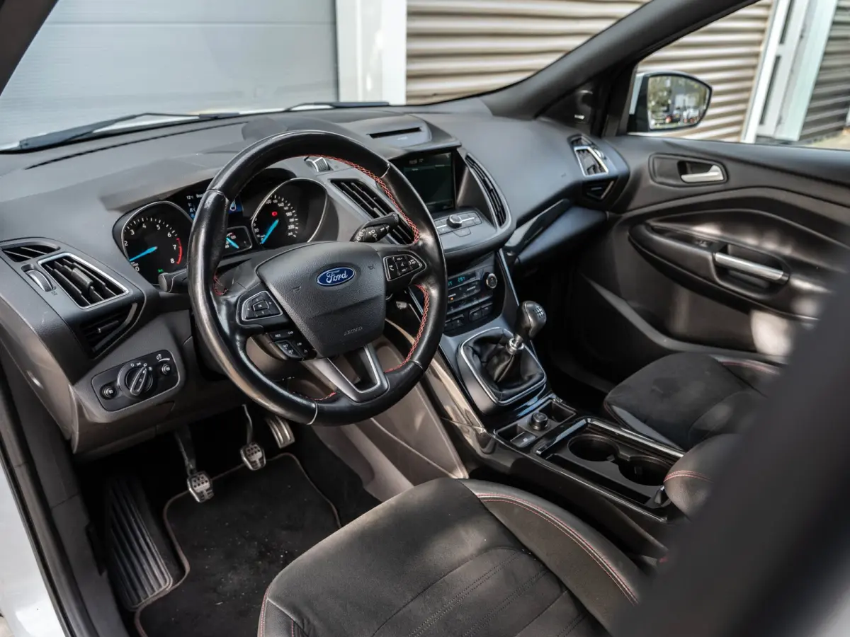 1.5 EcoBoost ST Line Sony/Camera/AppleCarPlay
