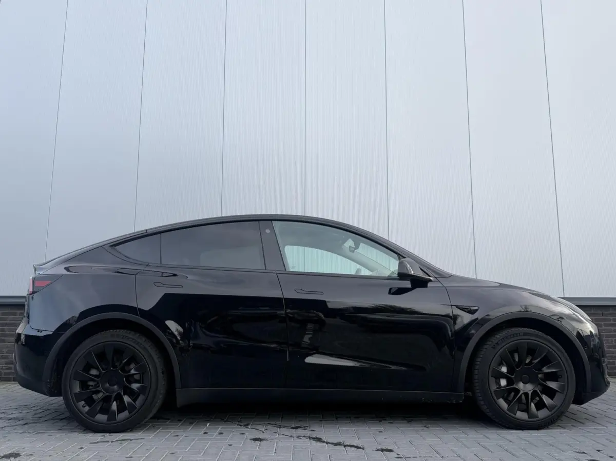 Long Range AWD 75 kWh