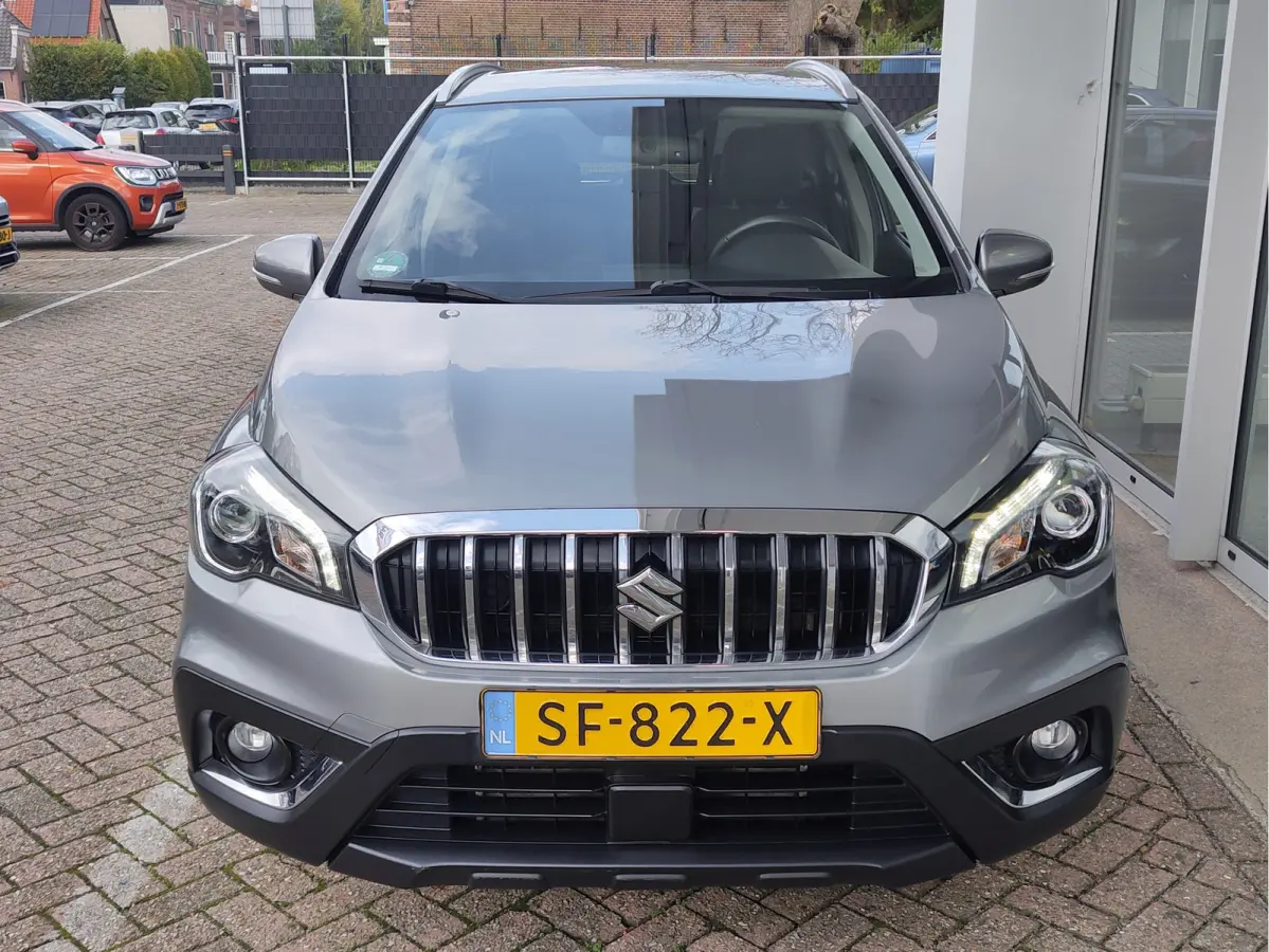 1.0 BOOSTERJET EXCLUSIVE Navi | Stoelverwarming | Trekhaak | Keyless | Camera