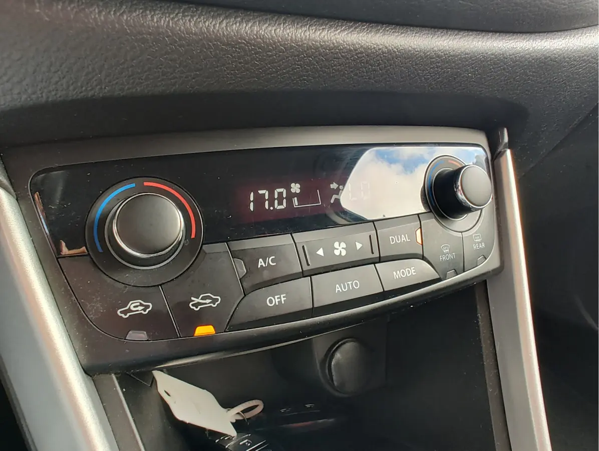 1.0 BOOSTERJET EXCLUSIVE Navi | Stoelverwarming | Trekhaak | Keyless | Camera