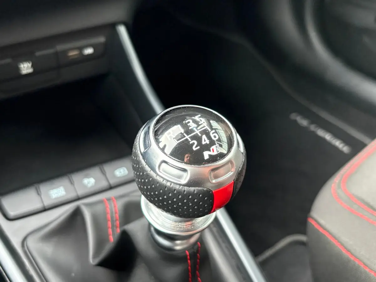 1.0 120pk T-GDI N Line | Navigatie | Carplay | Camera | Dode hoek detectie