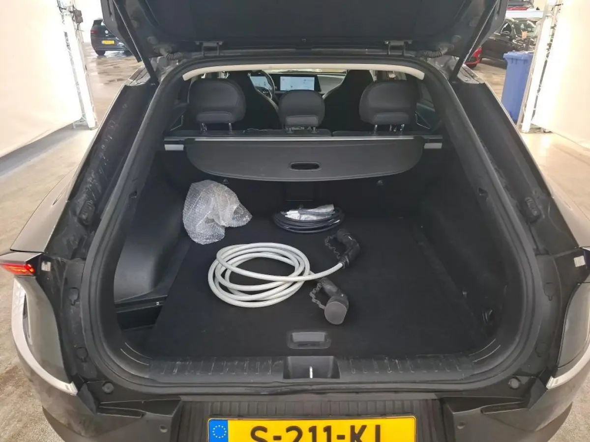 Air 58 kWh SOW 97,8% DEALER O.H + NAP I ORG.NL I LEER I NAVI + CAMERA