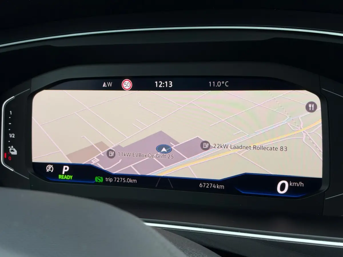 1.4 TSI eHybrid R-Line Business | Virtual Cockpit | Camera | Carplay | Adaptive cruise | LED | DAB
