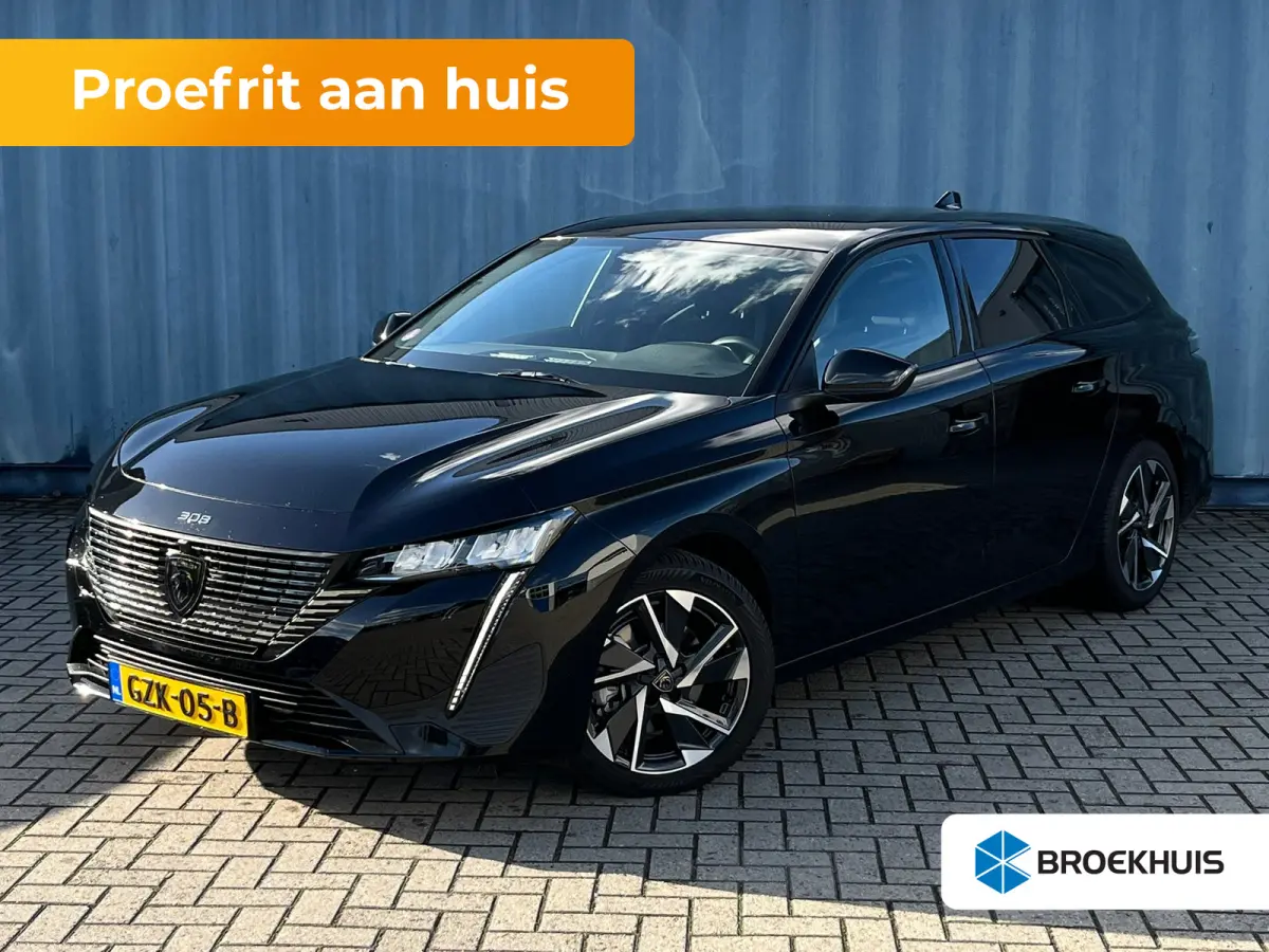 1.2 Hybrid 136 e-DCS6 Allure Stoel/stuur verwarming | Carplay | 360° Camera |  | Achterbank in 3 delen neerklapbaar met skiluik | Achterbank in delen neerklapbaar | Achteruitrijcamera