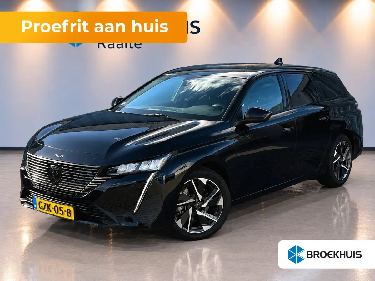 1.2 Hybrid 136 e-DCS6 Allure Stoel/stuur verwarming | Carplay | 360° Camera |  | Achterbank in 3 delen neerklapbaar met skiluik | Achterbank in delen neerklapbaar | Achteruitrijcamera