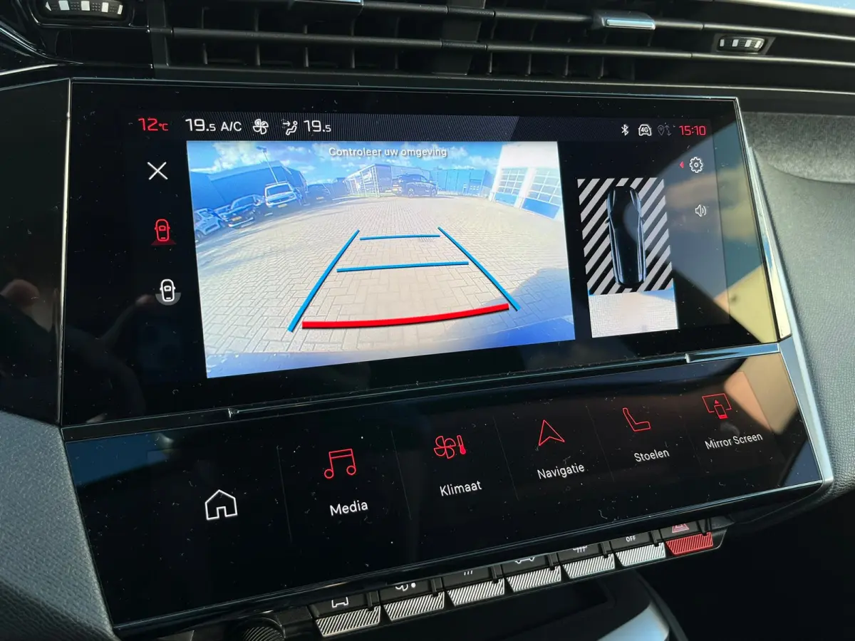 1.2 Hybrid 136 e-DCS6 Allure Stoel/stuur verwarming | Carplay | 360° Camera |  | Achterbank in 3 delen neerklapbaar met skiluik | Achterbank in delen neerklapbaar | Achteruitrijcamera
