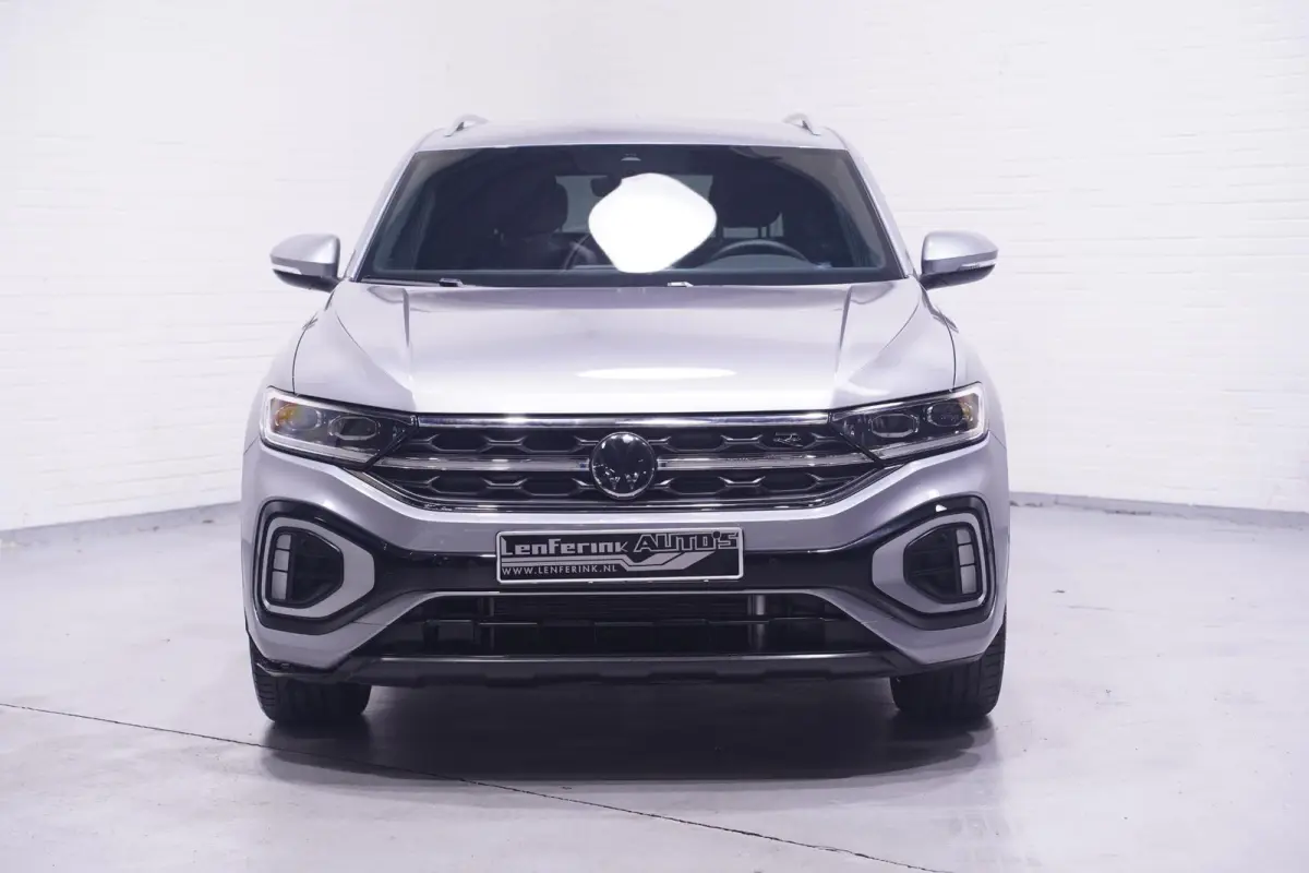 1.5 TSI 150 pk Aut. R Line Ext/Int. Matrix LED Dodehoek Assist, Elek. Achterklep, 19" LMV, App Connect, Adapt. Cruise