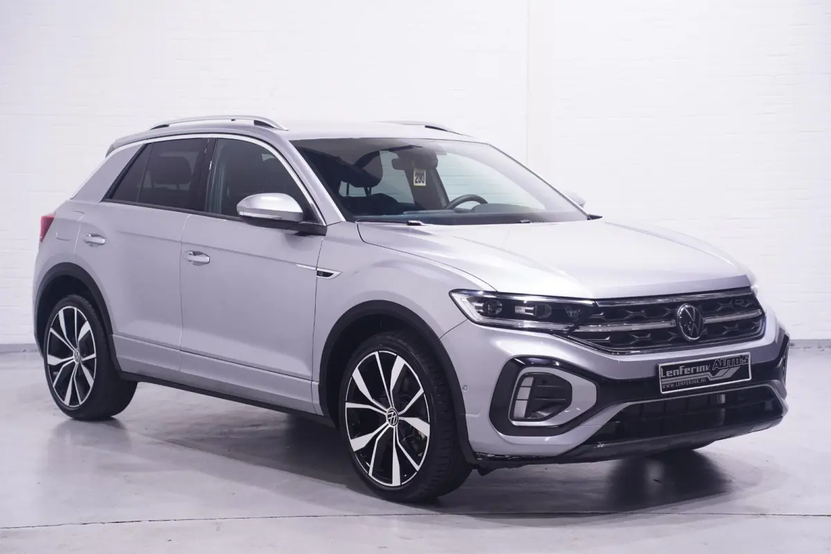 1.5 TSI 150 pk Aut. R Line Ext/Int. Matrix LED Dodehoek Assist, Elek. Achterklep, 19" LMV, App Connect, Adapt. Cruise