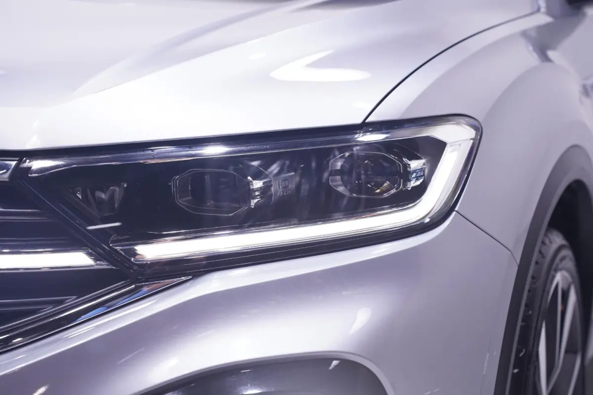 1.5 TSI 150 pk Aut. R Line Ext/Int. Matrix LED Dodehoek Assist, Elek. Achterklep, 19" LMV, App Connect, Adapt. Cruise
