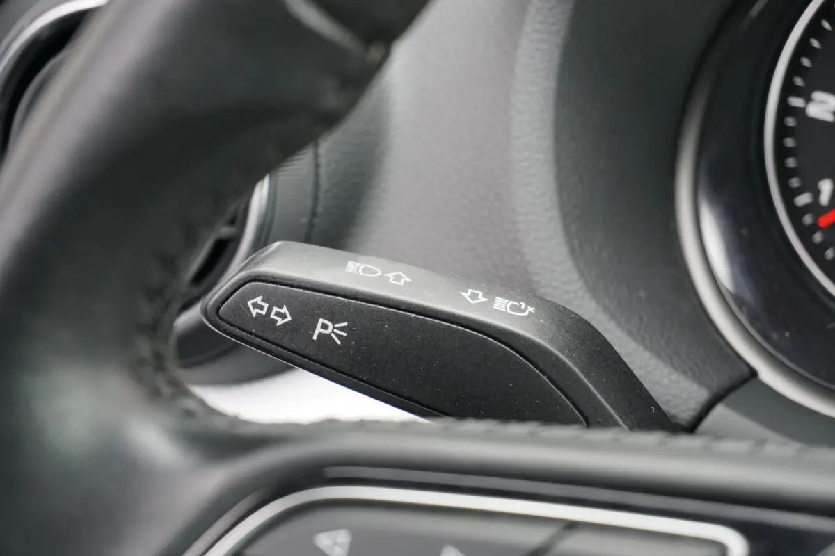 35 TFSI S Edition 150pk + NAVI / LED / STOELVERWARMING / DAB