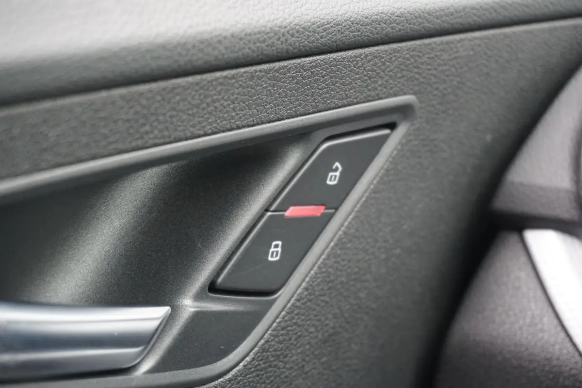 35 TFSI S Edition 150pk + NAVI / LED / STOELVERWARMING / DAB