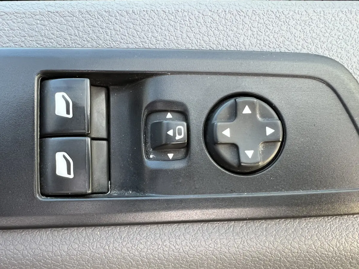2.0 BlueHDI 180 XL L3 Leer/Hud/Standkachel/Vol
